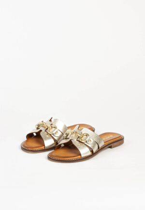 Bukela - Holly Sandaler - Gull