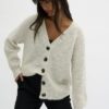 Modell: Casual fit Form: Casual fit Lengde: Hips lengde Lengde: 58 cm tilsvarer S Sammensetning : 40% Ull, 40% Nylon, 17% Alpakka, 3% Elastan