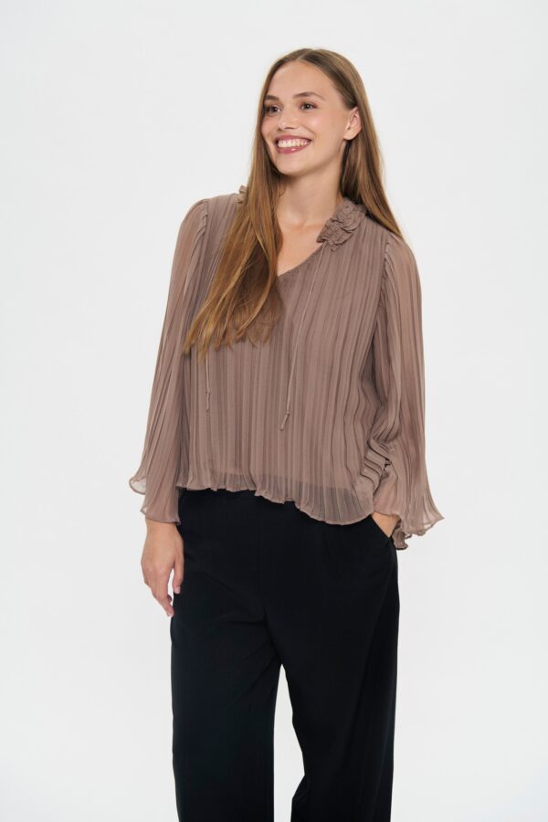 Saint Tropez  -  NuriSZ Bluse