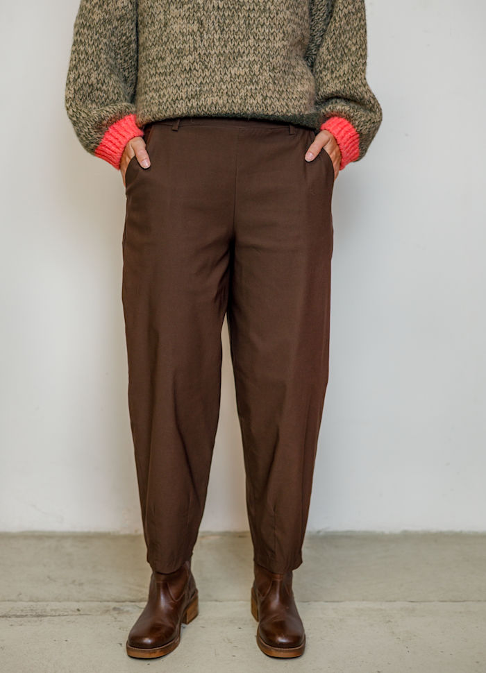 Black Color - BEVERLY barrel pant