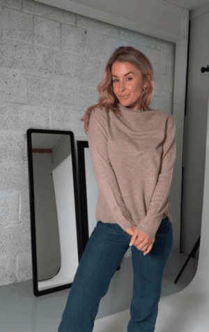 Amuse by Veslemøy Martine genser