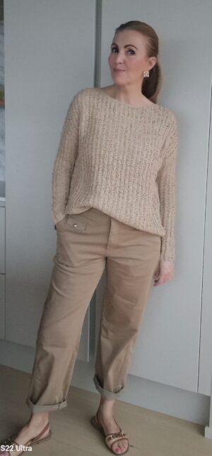 Alternative view of LYDIA GENSER SAND