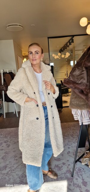 Alternative view of CURLY FUR LONG JACKET
