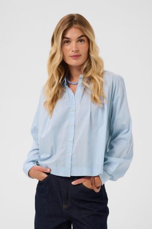 TRISH SHIRT LYSBLÅ
