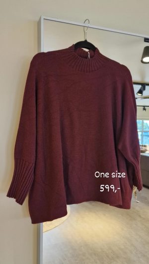 LIV TURTLE BIG KNIT BORDEAUX